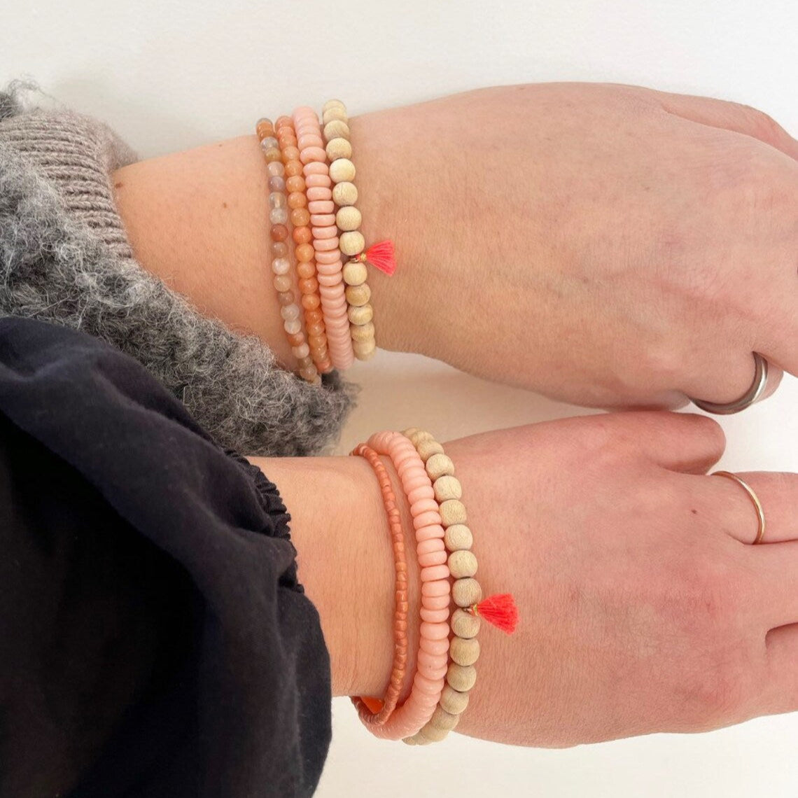 Bracelet avec pompon