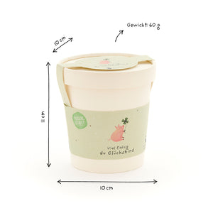Mug avec étiquette verte, cochon et trèfle, dimensions 11 cm de hauteur, 10 cm de diamètre, poids 60 g.