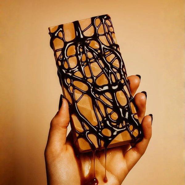 Chocolat aux dattes : Caramel salé (Bio)