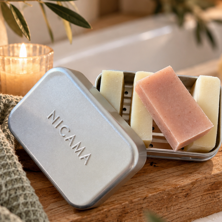 Lot de 4 savons de douche dans un sac en coton